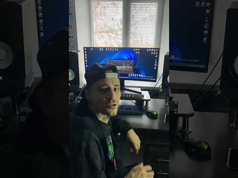 Видео: Прогрев на новый трек, показал как был придуман минус. #romagramm #многоточие #щемитвдушетоска #2025