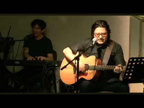 Видео: Салават Табаев в концерте, посвященному памяти Влада Листкова