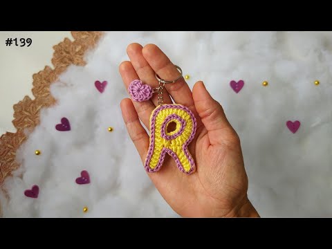Видео: Брелок крючком буква "Р" - ряд: буквы алфавита (подзаголовок)
