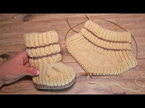 Видео: Пинетки – сапожки «Капучино» спицами ☕ Baby booties “Cappuccino" knitting patern