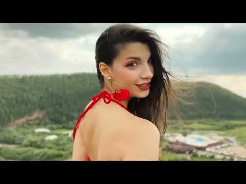 Видео: #Подкаст Бизбежка. № 24 Олеся Миронова | Разбор клипов "Танцуй всю ночь" и "Badboy"