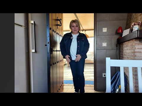 Видео: Еду в Мадрид . Сказать что в шоке это вообще не чего не сказать. Хочет забрать дочку собой