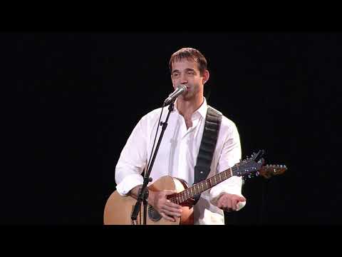 Видео: Дмитрий Певцов и оркестр - Мой друг уехал в Магадан