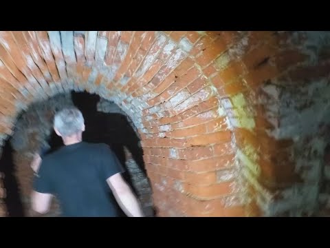 Видео: Допотопный Кронштадт  глазами местного