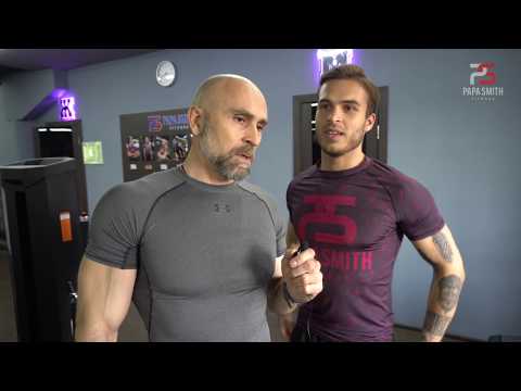 Видео: Жим лежа обратным хватом, ОПАСНО  ИЛИ НЕТ?