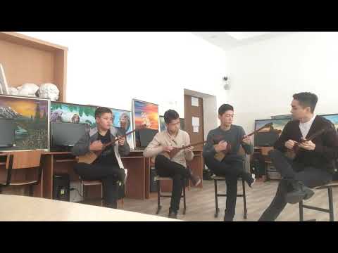 Видео: Астана қаласы №1 Өнер мектебінің Домбырашылар ансамблі "Попурри"