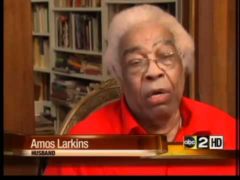 Видео: 70-летняя сыроедка выглядит всего на 40!