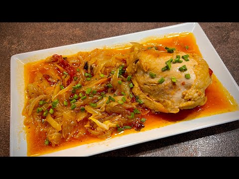 Видео: Лучена яхния с пилешко месо / Цыпленок в луковом соусе/ Chicken in onion sauce