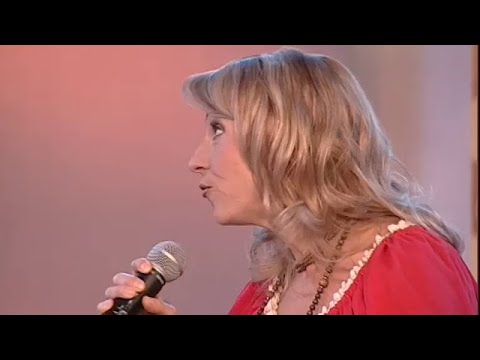 Видео: Лена Василек и группа «Белый день»