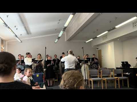 Видео: Пение хора «Нет Тебе подобного, Господь»