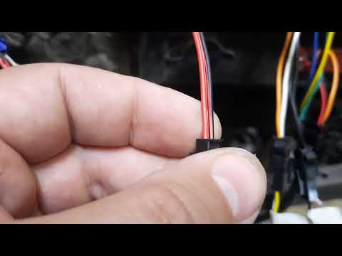 Видео: Электросамокат KUGOO M5. Фишки, провода по цветам, соединения. Снимаю фонари.