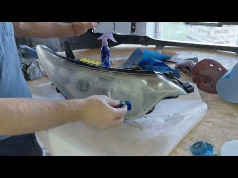 Видео: Показываю как нужно полировать автомобильные фары самому!