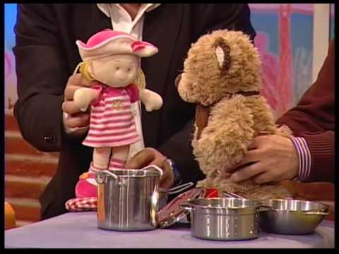 Видео: Бате Енчо и Къци - Маша и Мечокът част 2