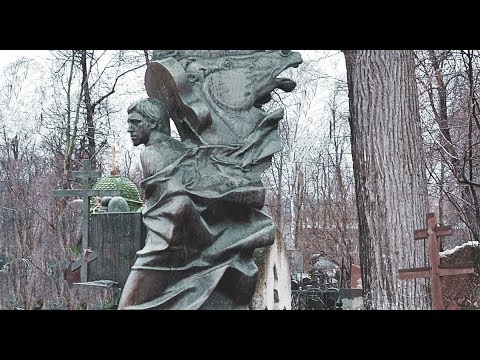 Видео: О смысле песен "Кони привередливые" и "Райские яблоки". Часть 1.