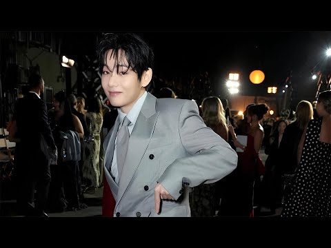 Видео: Полное видео танца и выступления Тэхёна в Лос-Анджелесе от Vogue World 2025!