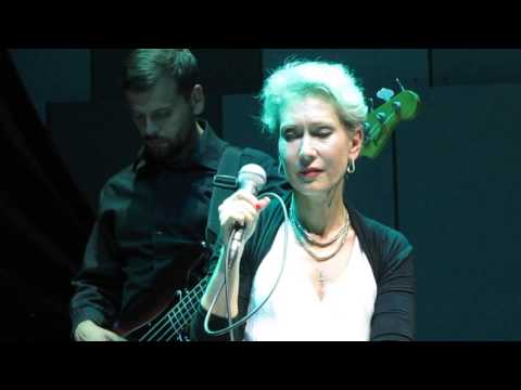 Видео: Ирина Богушевская - "Тайный сад"