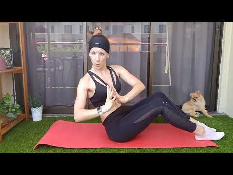 Видео: Тренировка пресса дома. Техника выполнения упражнений на пресс. Простые упражнения для новичков.