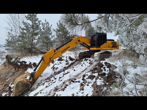 Видео: Китайский экскаватор и Русская зима(на минималках) LiuGong933E вашему вниманию