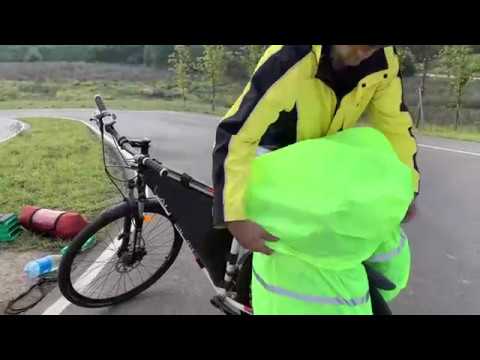Видео: Велорюкзак-штаны Universal Velo ВидеоИнструкция