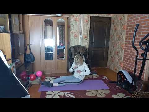 Видео: 3 года После инсульта. Упражнения на полу для тазобедренного и коленного сустава.