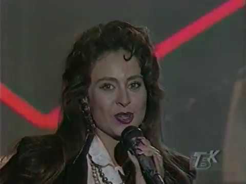 Видео: М. Хлебникова -  Я бы не сказала, что это любовь