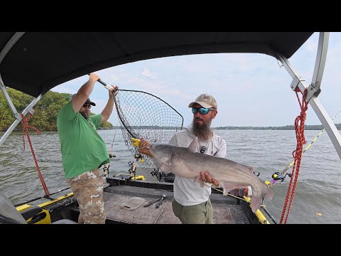 Видео: Рыбалка между погодными фронтами не так уж и плоха