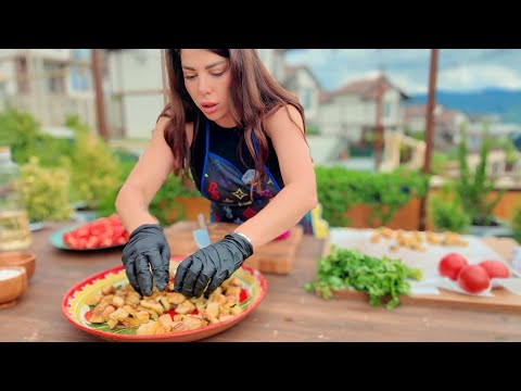 Видео: Салат который приносит миллионный доход в ресторанах #салатсбаклажанами #баклажаны #салат