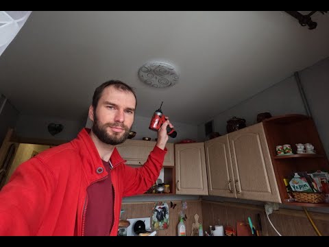 Видео: Подробная установка светодиодной люстры на натяжной потолок