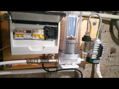 Видео: очистка воды в колодце обезжелезивание озонация стерилизация до и после Ч-1