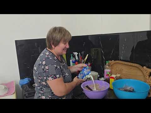 Видео: Собрались ехать к родителям,  а на улице буран готовлю печёночный торт