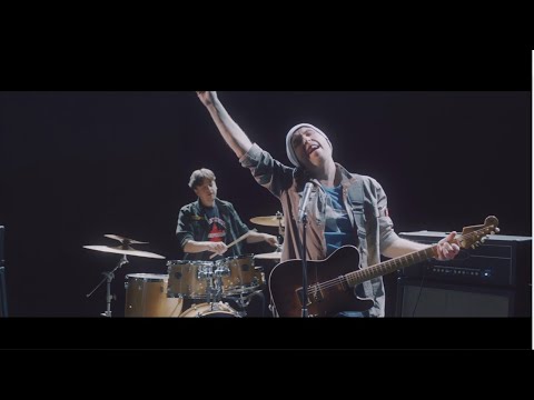 Видео: ЗВЕРОБОЙ - Русская весна (клип)