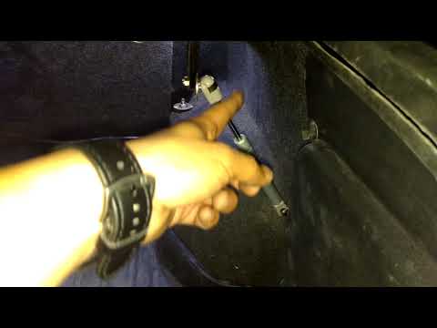 Видео: Падает крышка багажника в нексиях