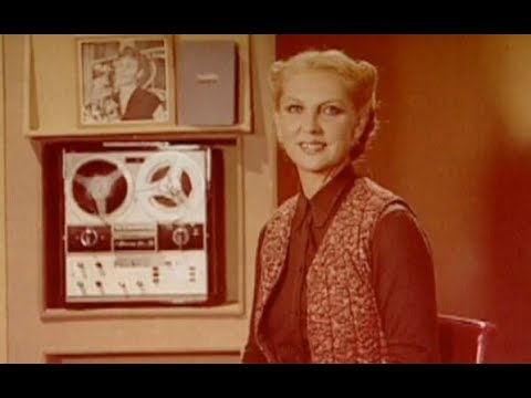 Видео: Эталон безупречного вкуса: советская телеведущая Элеонора Беляева