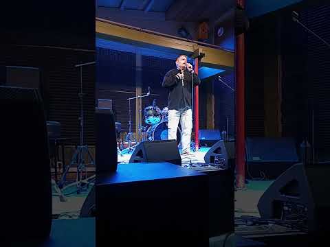 Видео: Кирилл Витушкин на поэтическом шоу.            #поэзия #любовь #осень 