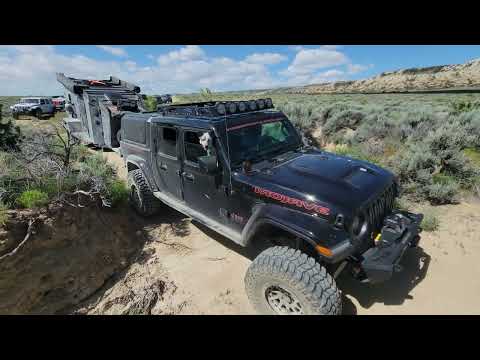 Видео: Переправа через Вайоминг. Часть 1. Рок-Спрингс. Через Красную пустыню к точке отсечки Лэндера.