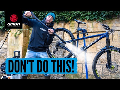 Видео: Ошибки при чистке велосипеда, которые портят его!