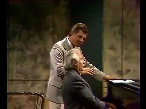 Видео: Эдуард Хиль - Капли датского короля