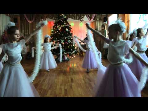 Видео: Танец снежинок. Щелкунчик