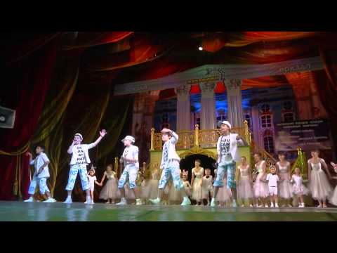 Видео: «Зайцы!» - солисты ДМЦ «Волшебный микрофон»