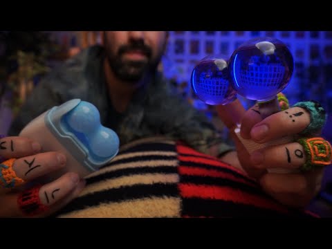 Видео: ASMR Массаж лица при тревоге, из-за которой вы чувствуете себя загнанным в угол acmp