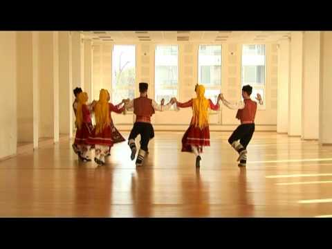 Видео: ВАРНЕНСКО ХОРО - NORTHEAST BULGARIA