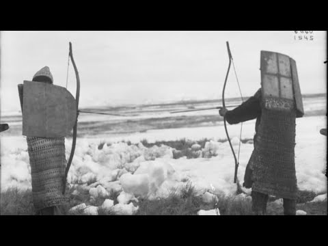 Видео: Древние луки были очень маленькими . Миф о скифском и  английском луке