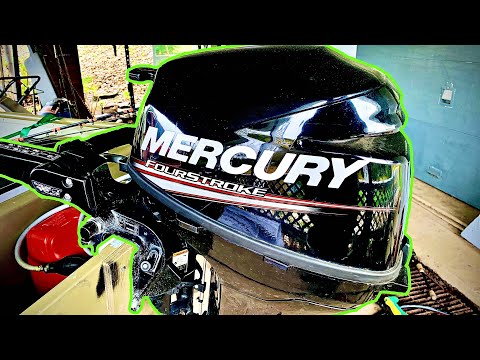 Видео: Замена трансмиссионного и моторного масла для 4-тактного подвесного мотора Mercury 9,9 л.с.!
