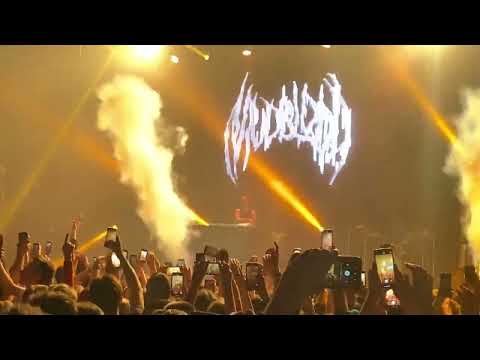 Видео: ЛЕГЕНДАРНЫЙ КОНЦЕРТ CMH В СПБ 15.05.2022 (таймкоды в закреп комменте)