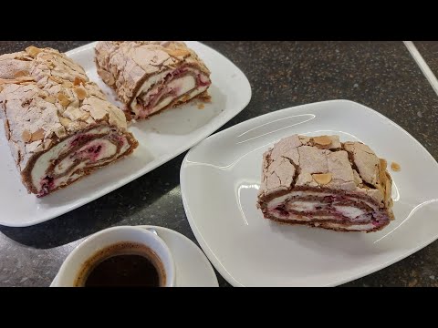 Видео: Меренговый рулет( ШОКОЛАДНЫЙ) с вишнёвой начинкой!🍒