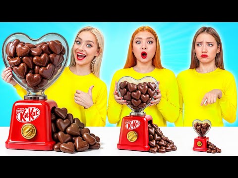 Видео: Большая, Средняя или Маленькая Тарелка Челлендж | Битвы с Едой от Multi DO Joy