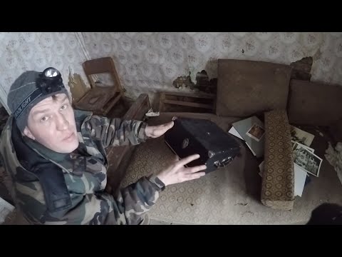 Видео: Задергался глаз, когда нашёл старинный ящик у увидел его содержимое.