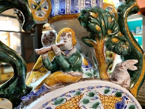 Видео: Старинная гжельская майолика 18 века. Квасник.