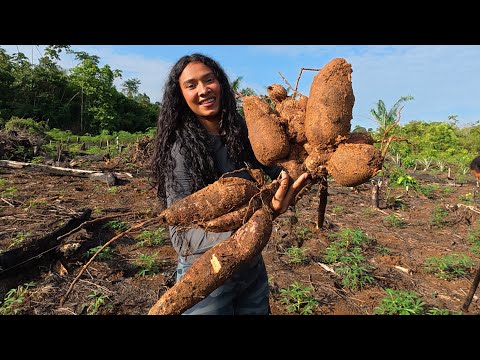 Видео: ЗДЕСЬ ЖЕНЩИНЫ НЕ БОЯТСЯ РАБОТАТЬ НА ФЕРМЕ - Сообщество Катуири (часть 3)