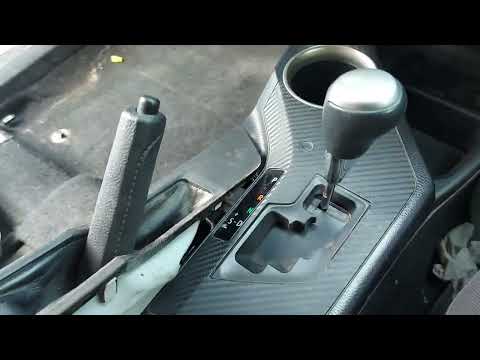 Видео: как снять кожух селектора RAV4 4, снятие подлокотника, пластика  АКПП RAV 4 2013, 2014, IV поколения